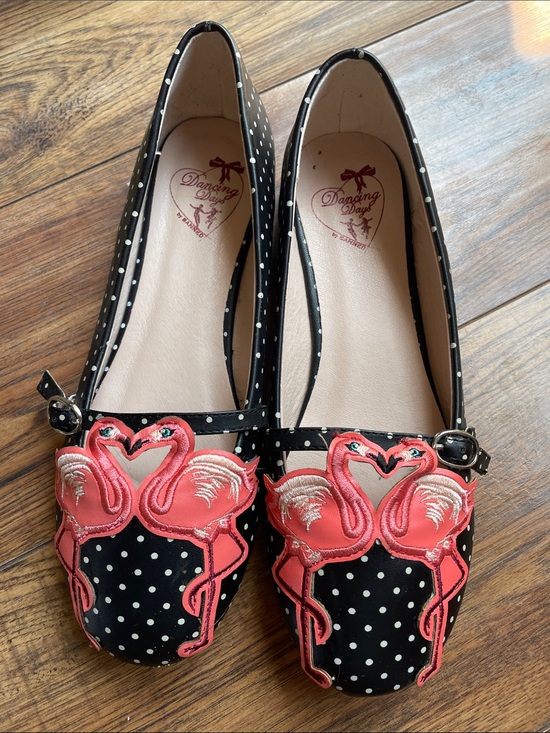 Banned Retro Shoes - Dancing Days (Banned Retro) Polka Dot Flamingo Flats - Black & Pink